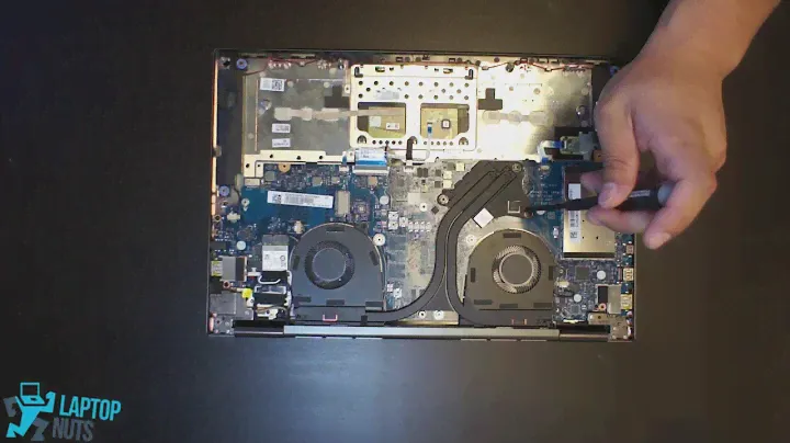 Ноутбук Lenovo Yoga 730 15IKB Разборка Разбор Продажа. Снятие привода, Mobo, процессора и других деталей